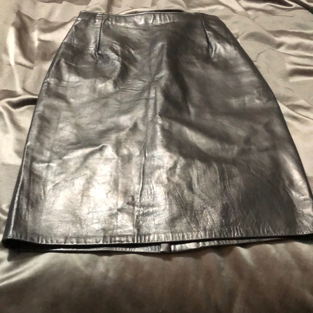 Firenze 100 percent leather skirt